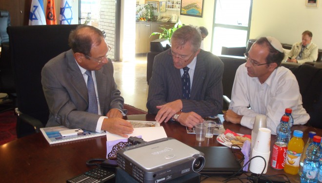ASHKELON : Visite de Patrice MATTON, Consul Général de France ASHKELON : Visite de Patrice MATTON, Consul Général de France