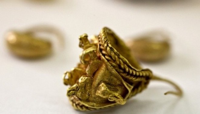 Des bijoux cananéens vieux de 3000 ans découverts en Israël ! Des bijoux cananéens vieux de 3000 ans découverts en Israël !