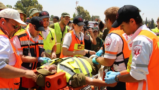 Exercice des services d’urgence à l’aéroport Ben Gurion de Tel-Aviv Exercice des services d’urgence à l’aéroport Ben Gurion de Tel-Aviv