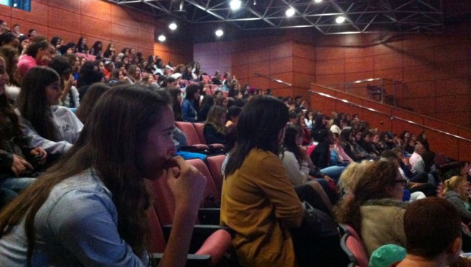 Un projet d’ambition à Ashdod : promouvoir les jeunes filles dans les matières scientifiques ! Un projet d’ambition à Ashdod : promouvoir les jeunes filles dans les matières scientifiques !
