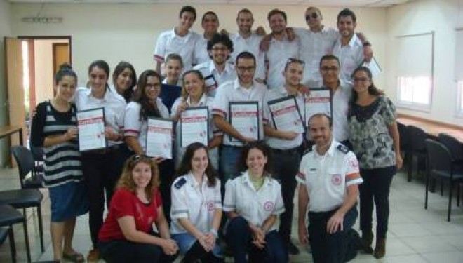 17 Français et Belges venus pour sauver des vies en Israël 17 Français et Belges venus pour sauver des vies en Israël