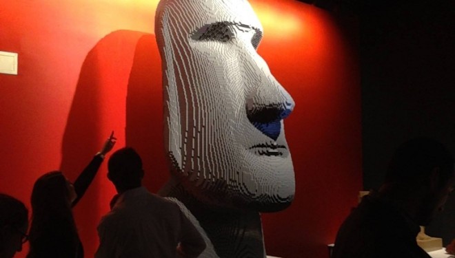 “L’Art de la Brique ” et ses surréalistes sculptures LEGO s’exposent à Tel Aviv “L’Art de la Brique ” et ses surréalistes sculptures LEGO s’exposent à Tel Aviv
