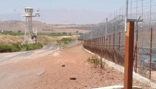 Israël: une barrière électrique high tech de 90 km avec la Syrie Israël: une barrière électrique high tech de 90 km avec la Syrie