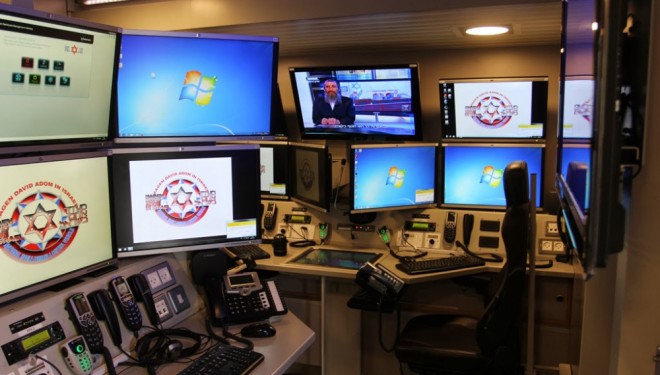 M.D.A. : le Poste de Commandement Avancé le plus moderne au monde ! M.D.A. : le Poste de Commandement Avancé le plus moderne au monde !