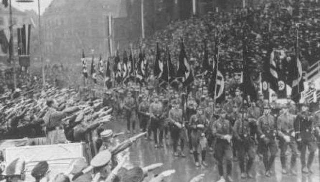 Novembre 1933 : les Juifs allemands plébiscitent la politique étrangère de Hitler Novembre 1933 : les Juifs allemands plébiscitent la politique étrangère de Hitler
