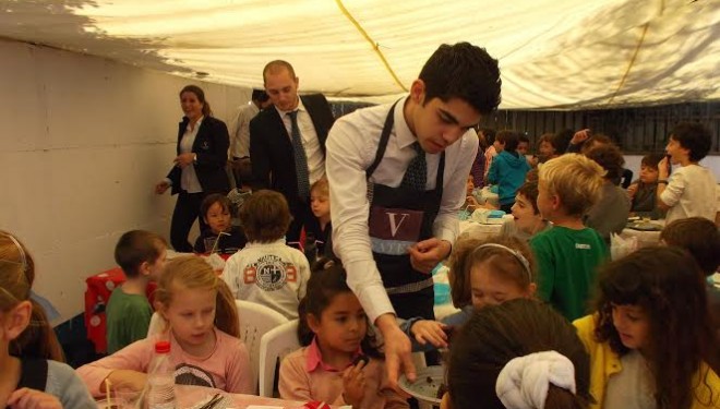 « Déjeuner Gastronomique par les étudiants école VATEL aux enfants de l’école Shagall » « Déjeuner Gastronomique par les étudiants école VATEL aux enfants de l’école Shagall »