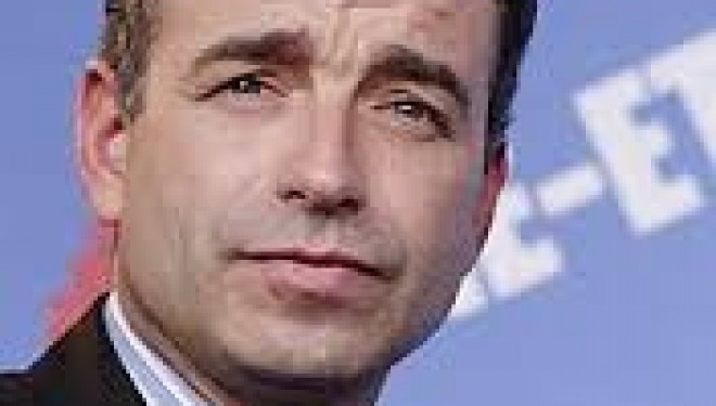 François Copé crie au complot mondial ! François Copé crie au complot mondial !