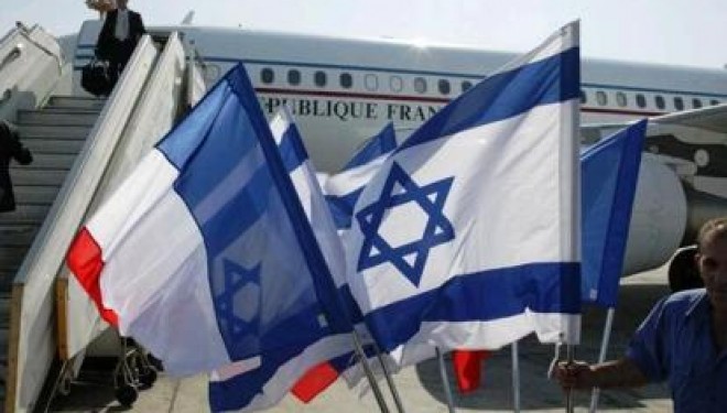 J’ai oublié de vous dire que j’ai quitté la France. J’ai oublié de vous dire que j’ai quitté la France.