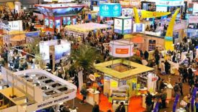 Le tourisme, une industrie en pleine forme Le tourisme, une industrie en pleine forme
