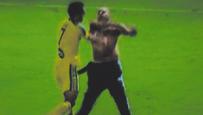 Football israélien : Quand le derby de Tel-Aviv vire au cauchemar Football israélien : Quand le derby de Tel-Aviv vire au cauchemar