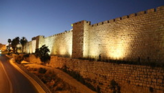 Découvrez Israël autrement avec Isabelle : les murailles de Jérusalem Découvrez Israël autrement avec Isabelle : les murailles de Jérusalem