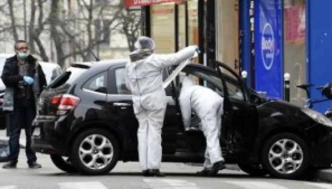 Dernière minute : Les trois suspects ont été identifiés Dernière minute : Les trois suspects ont été identifiés
