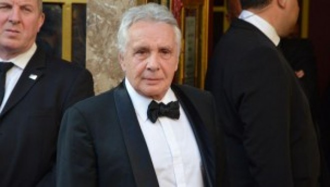 Michel Sardou «xénophobe»: le chanteur porte plainte ! Michel Sardou «xénophobe»: le chanteur porte plainte !