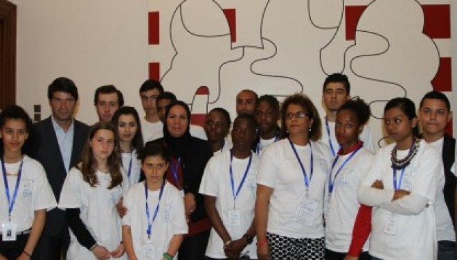 Visite en Israël de Latifa IBN ZIATEN et de 17 lycéens issus de l’immigration Visite en Israël de Latifa IBN ZIATEN et de 17 lycéens issus de l’immigration