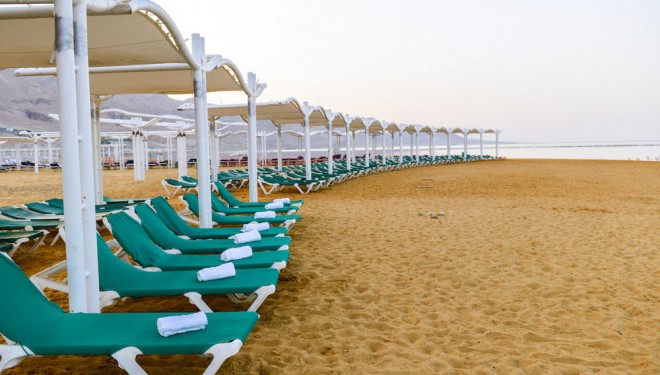 Ashkelon : En Aout, journee Keff a la mer morte Ashkelon : En Aout, journee Keff a la mer morte