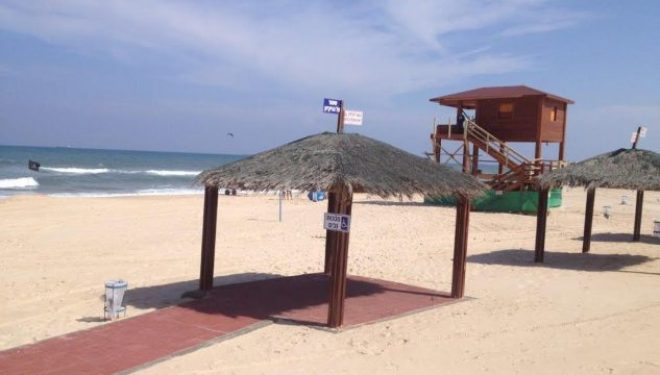 Drapeau bleu sur les 7 plages d’Ashdod Drapeau bleu sur les 7 plages d’Ashdod