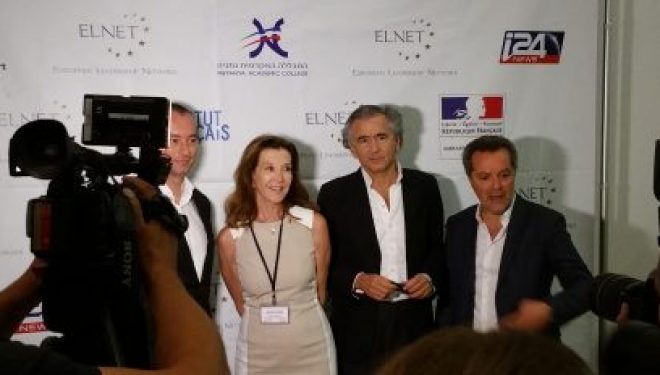 Peshmerga : Bravo a Bernard Henri Levy pour son engagement par Daniel Gal Peshmerga : Bravo a Bernard Henri Levy pour son engagement par Daniel Gal