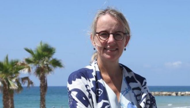 Bonne chance a Hélène Le Gal, nouvelle ambassadrice de France a Tel Aviv qui vient de prendre ses fonctions Bonne chance a Hélène Le Gal, nouvelle ambassadrice de France a Tel Aviv qui vient de prendre ses fonctions