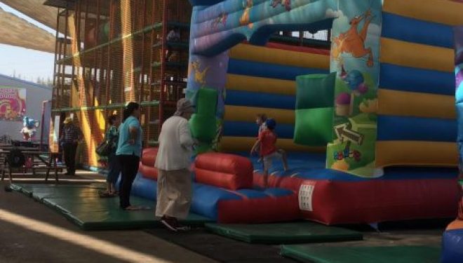Ashdod : Les familles s’amusent à « Kiftsouba »(Saute Mouton…) Ashdod : Les familles s’amusent à « Kiftsouba »(Saute Mouton…)