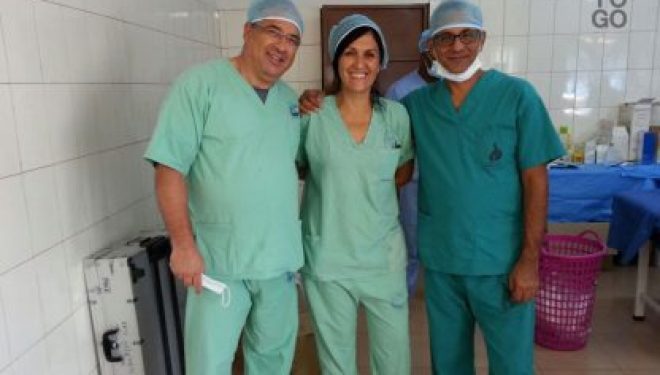 Mission médicale a Anié (Togo), les médecins israéliens combattent la cataracte ! Tout un symbole… Mission médicale a Anié (Togo), les médecins israéliens combattent la cataracte ! Tout un symbole…