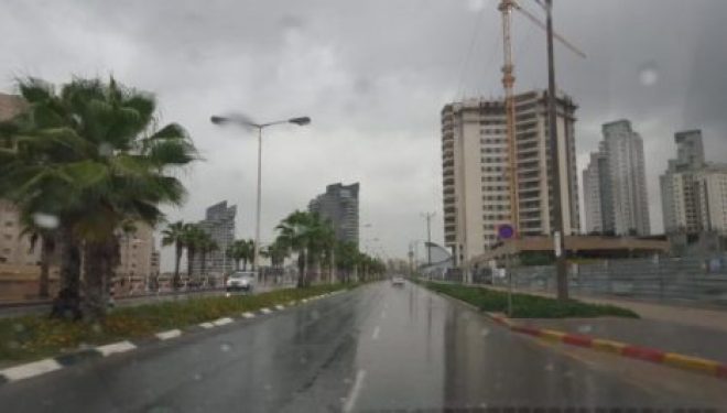 Ashdod : Qui ramène le vent et fait tomber la pluie Ashdod : Qui ramène le vent et fait tomber la pluie