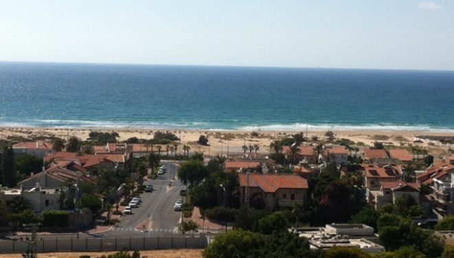 Ashdod : location saisonnière »Violette » appartement de 3 pièces, belle vue mer Ashdod : location saisonnière »Violette » appartement de 3 pièces, belle vue mer