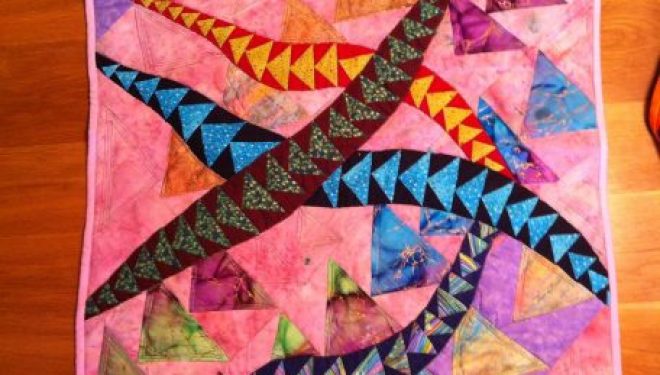 « Elle a fait un tapis » – exposition collective inspirée du Quilt à la »Municipal Art Gallery » « Elle a fait un tapis » – exposition collective inspirée du Quilt à la »Municipal Art Gallery »