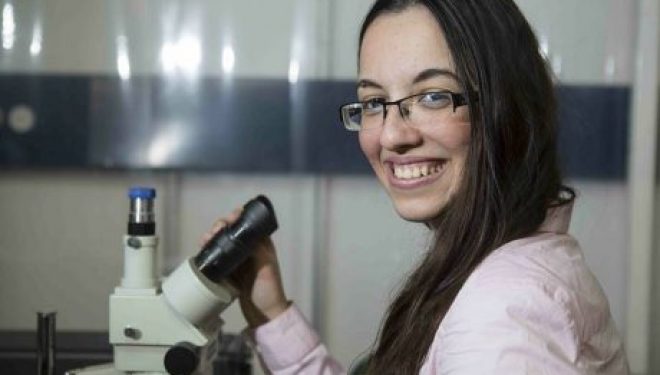 Qui est l’étudiante de 17 ans qui a remporté un prix international de physique et aéronautique ? Qui est l’étudiante de 17 ans qui a remporté un prix international de physique et aéronautique ?