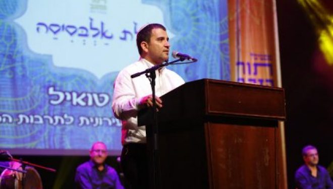 Le festival Tor Hazaav a fêté dignement le mois de Nissan selon la coutume Tunisienne ! Le festival Tor Hazaav a fêté dignement le mois de Nissan selon la coutume Tunisienne !