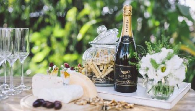 “Dégustations Vins & Fromages”: Aller au-delà du mariage classique en l’honneur de Chavouot “Dégustations Vins & Fromages”: Aller au-delà du mariage classique en l’honneur de Chavouot