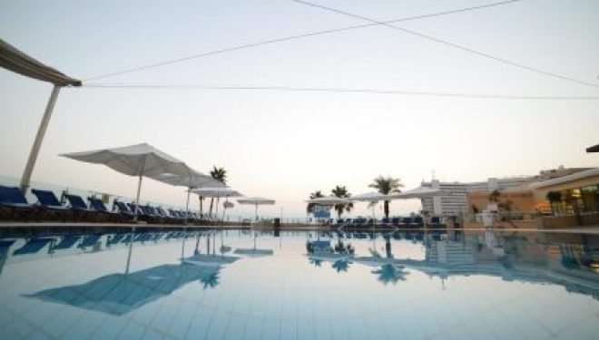 Le club des francais d’ashkelon organise une Journée « Yom Keff » à la Mer Morte le mercredi 16 Août 2017 Le club des francais d’ashkelon organise une Journée « Yom Keff » à la Mer Morte le mercredi 16 Août 2017