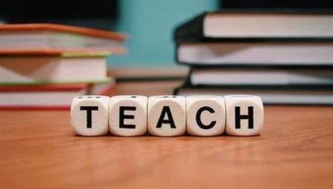URGENT : Israël a besoin de 6000 professeurs d’anglais qualifiés URGENT : Israël a besoin de 6000 professeurs d’anglais qualifiés