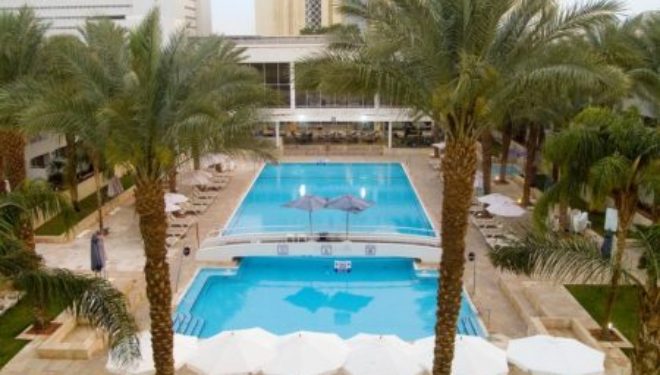 Pessah à Eilat : Est-ce que cette nuit est différente de toutes les autres nuits ? avec nous Evidemment que oui !!! Pessah à Eilat : Est-ce que cette nuit est différente de toutes les autres nuits ? avec nous Evidemment que oui !!!