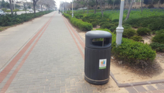 Ashdod : Nouvelles poubelles dans toute la ville Ashdod : Nouvelles poubelles dans toute la ville