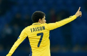 Le Brésilien Taison, qui évolue au Metalist Kharkiv, a mis l'un des plus beaux buts de 2012. SERGEI SUPINSKY / AFP