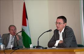 Drapeau palestinien au consulat