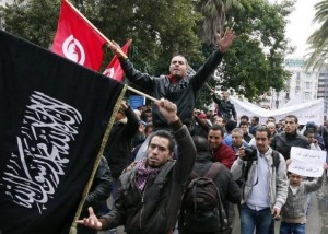 Des partisans d'Ennahda avenue Habib Bourguiba le 8 décembre 2012 à Tunis KHALIL AFP.COM