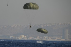 Saut en parachute près de Haifa