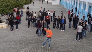 Exemple de Harlem Shake, dans un lycée tunisien le 23 février.