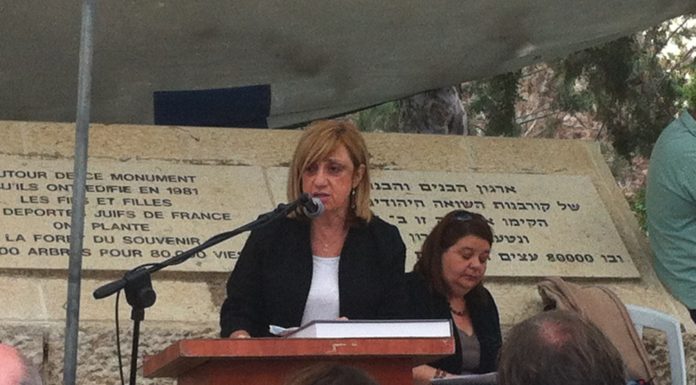 Cérémonie commémorative de Yom Ha Shoah en français à Roglit