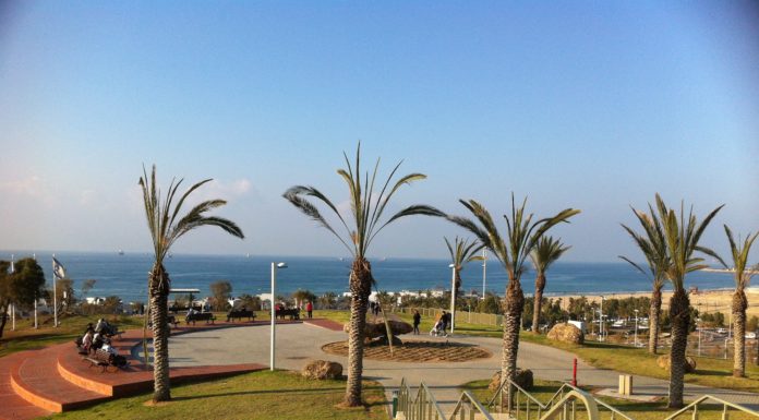 Plages idylliques, dunes dorées et cuisine savoureuse : une journée d’excursion surprenante à Ashdod