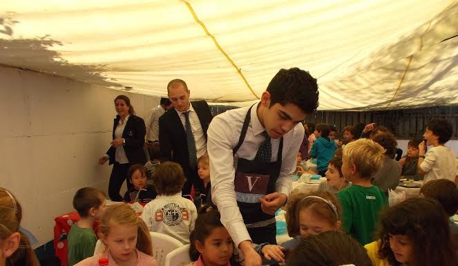 « Déjeuner Gastronomique par les étudiants école VATEL aux enfants de l’école Shagall »