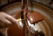 Rappel des produits “Elite” suite à la découverte de Salmonelle dans la chocolaterie de l’entreprise.