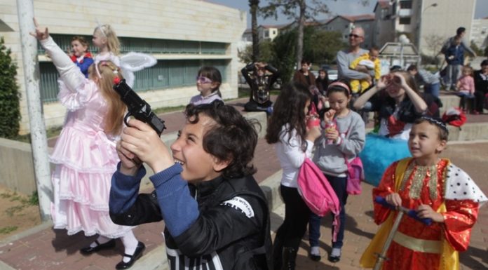 La municipalité fête Pourim avec les Ashdodien