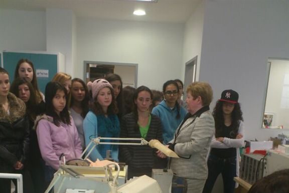 Ashdod : une usine qui fonctionne avec le monde !