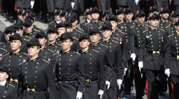 SALAIRES : LES ÉLÈVES DES GRANDES ÉCOLES FONT PROFIL BAS