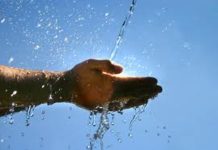 Il fait beau, il fait chaud, n’oublions pas de boire de l’eau !!!