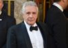 Michel Sardou «xénophobe»: le chanteur porte plainte !