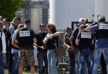 Attentat en Isère: « le terrorisme islamiste a frappé une nouvelle fois en France »