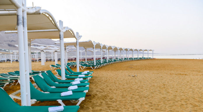 Ashkelon : En Aout, journee Keff a la mer morte